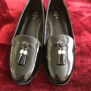 NWOT Black Vegan Leather Tassel Loafers